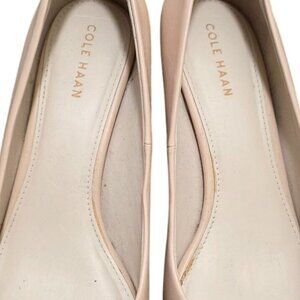 Cole Haan Women's Beige Pointed Toe Leather Kitten Heel Pumps Size 6.5B